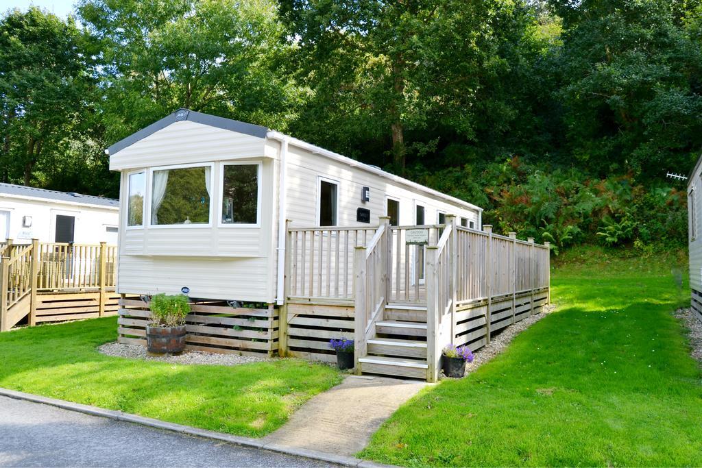Hele Valley Holiday Park Ilfracombe Exterior photo